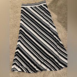 Ann Taylor Loft Black and White Maxi Skirt